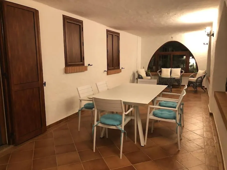 Appartamento In Villa Panoramica Maladroxia