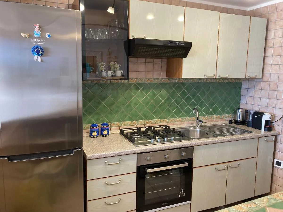 Апартаменты Appartamento In Villa Panoramica Maladroxia